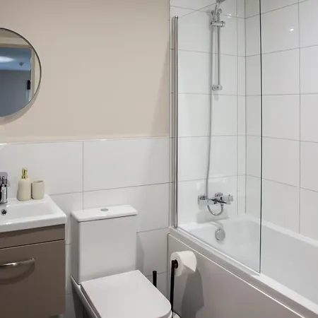 Modern 2Bd Apartment In Manchester City Exterior photo
