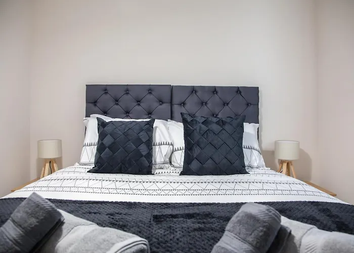 Modern 2Bd Apartment In Manchester City
